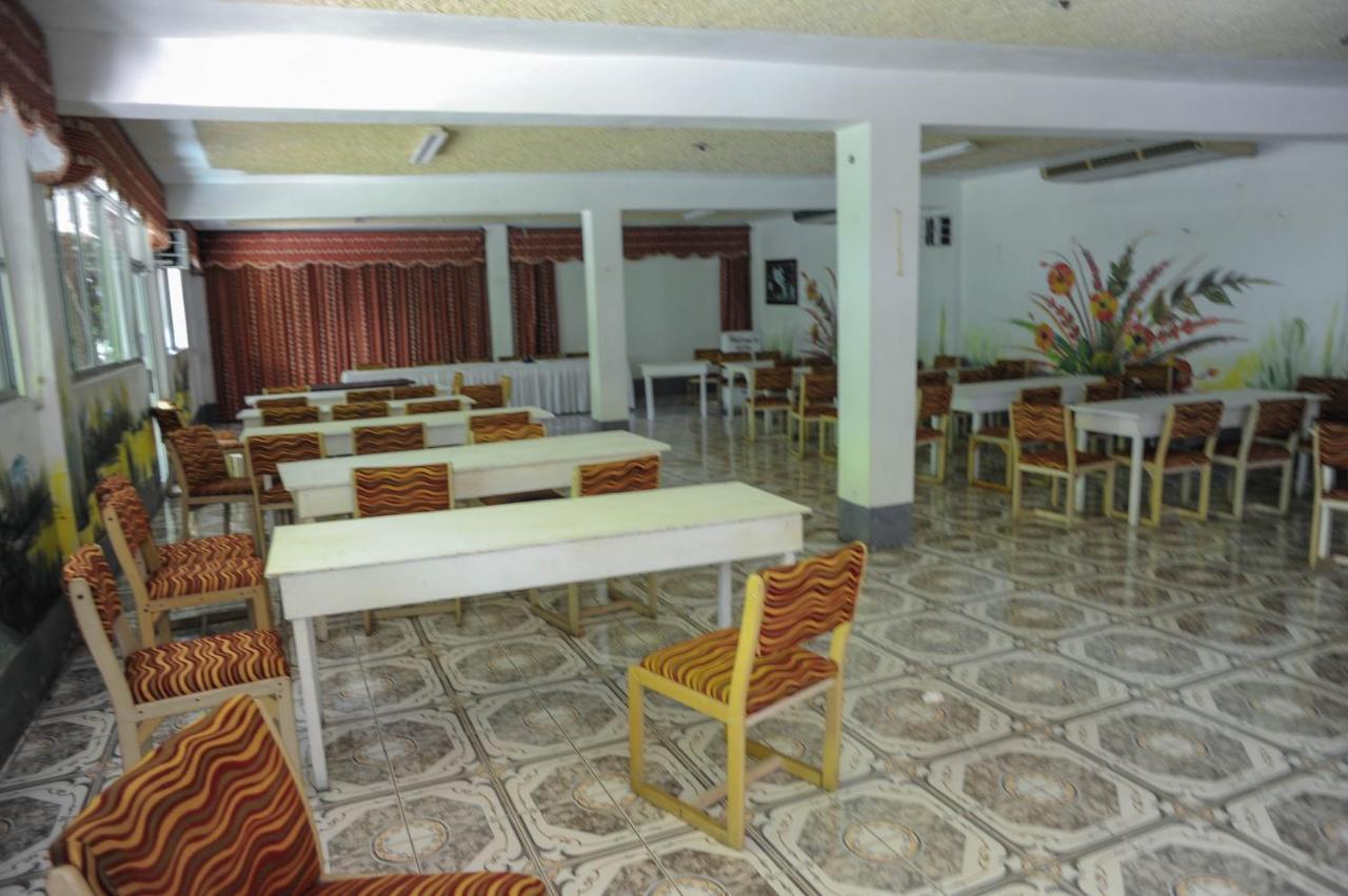 Glorianna Hotel مونتيغو باي المظهر الخارجي الصورة